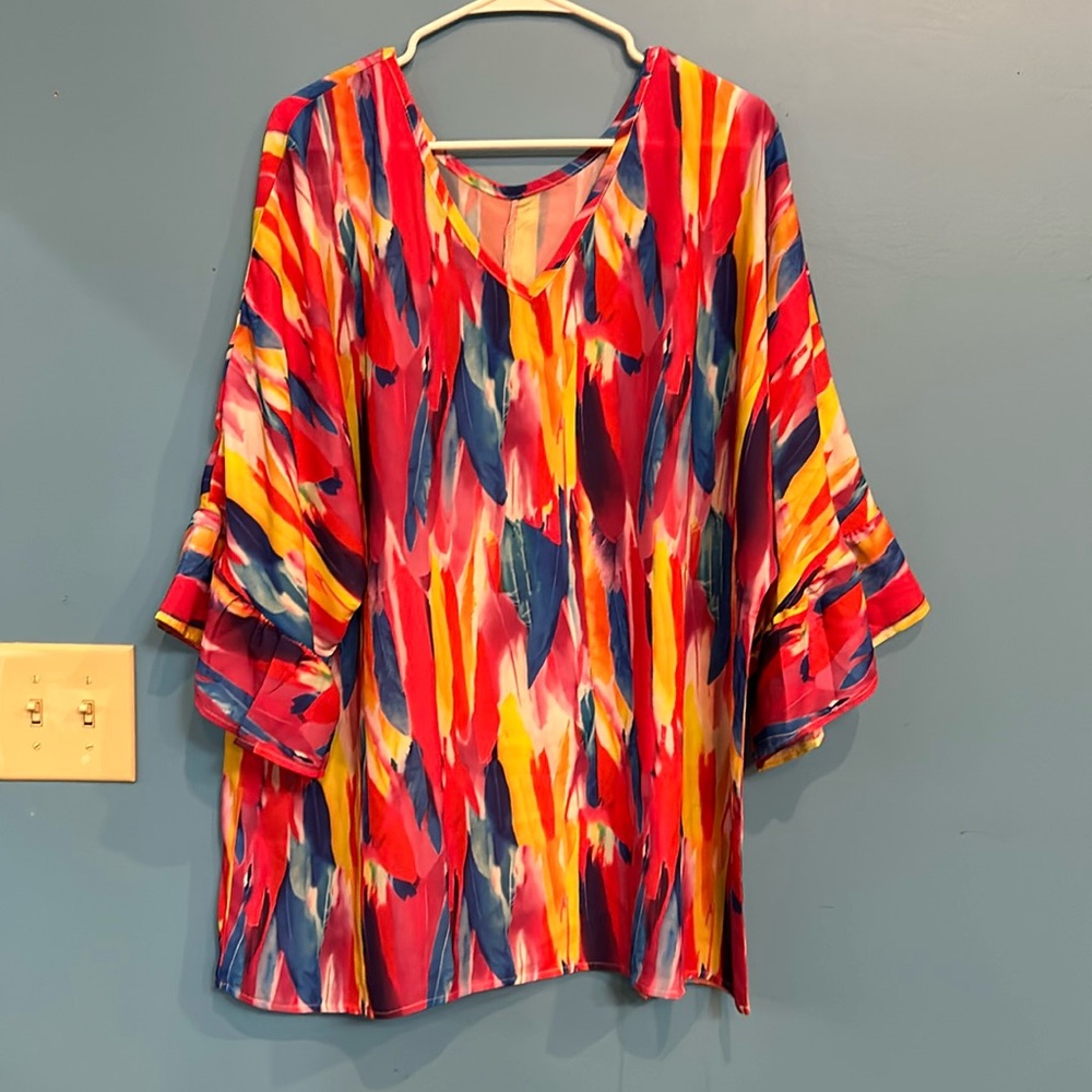 Multi colored tunic size 2X/3X
